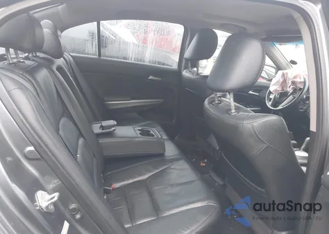 2010 Honda Accord 2.4 Ex-L z USA, uszkodzony, nr VIN 1HGCP2F86AA048293